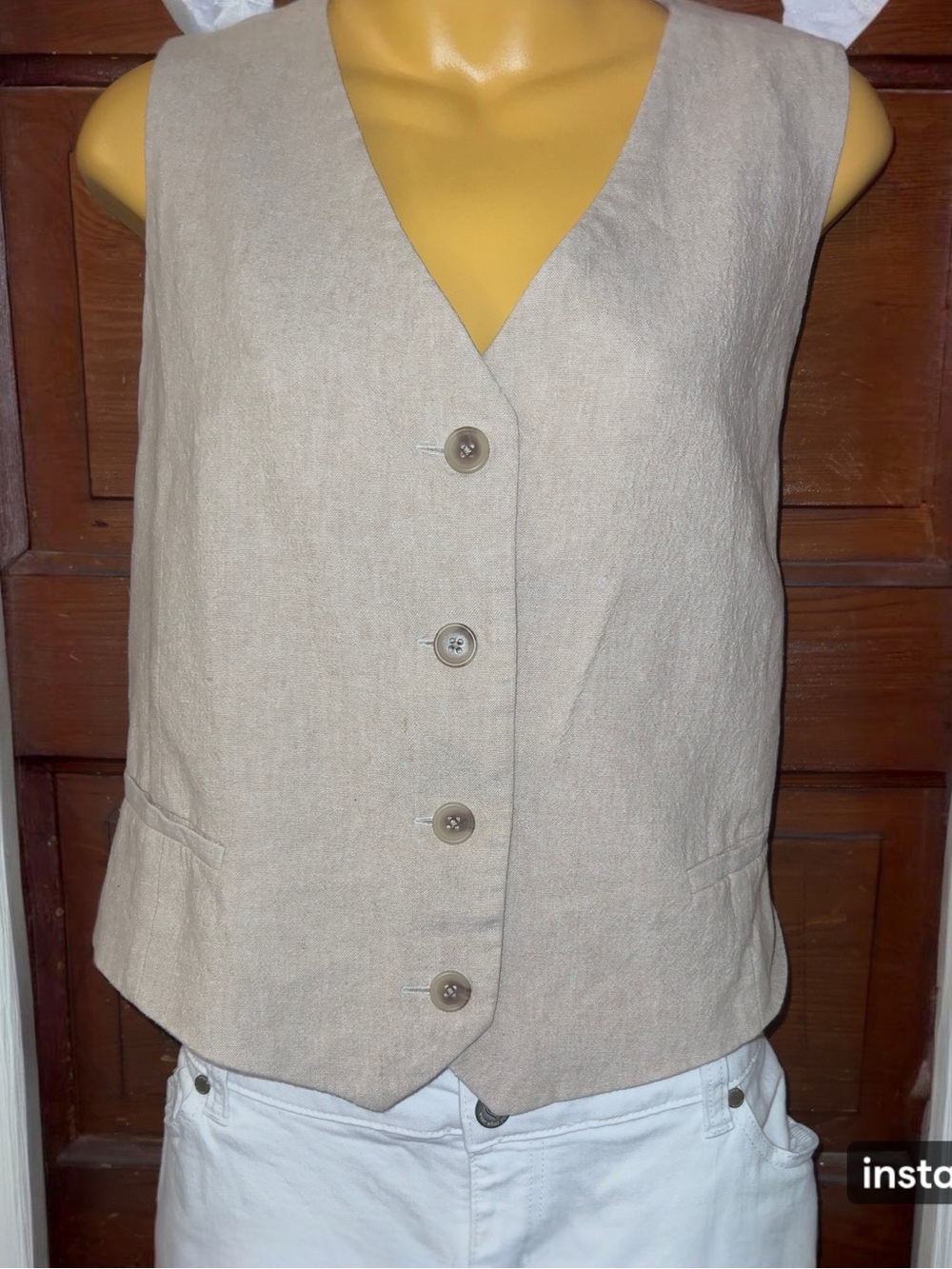 Old Navy Beige Linen-Look Button Front Vest